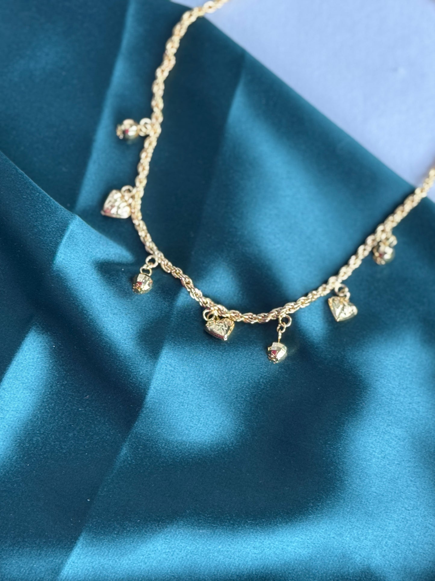 ITALIAN GOLD NECKLACE