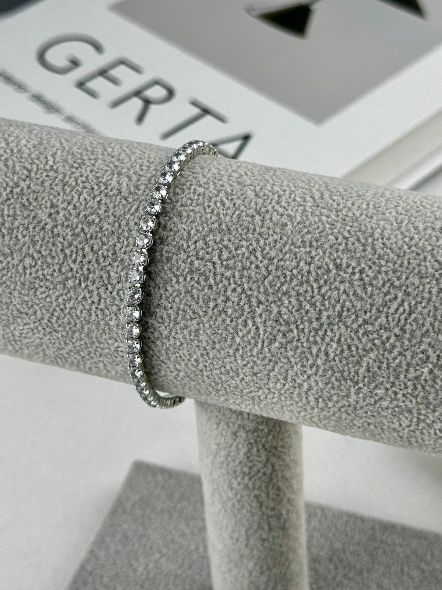 ITALIAN GOLD BRACELET