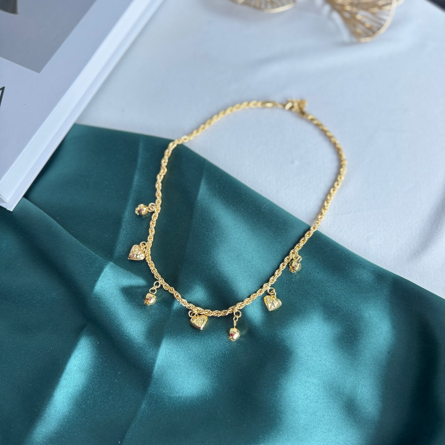 ITALIAN GOLD NECKLACE