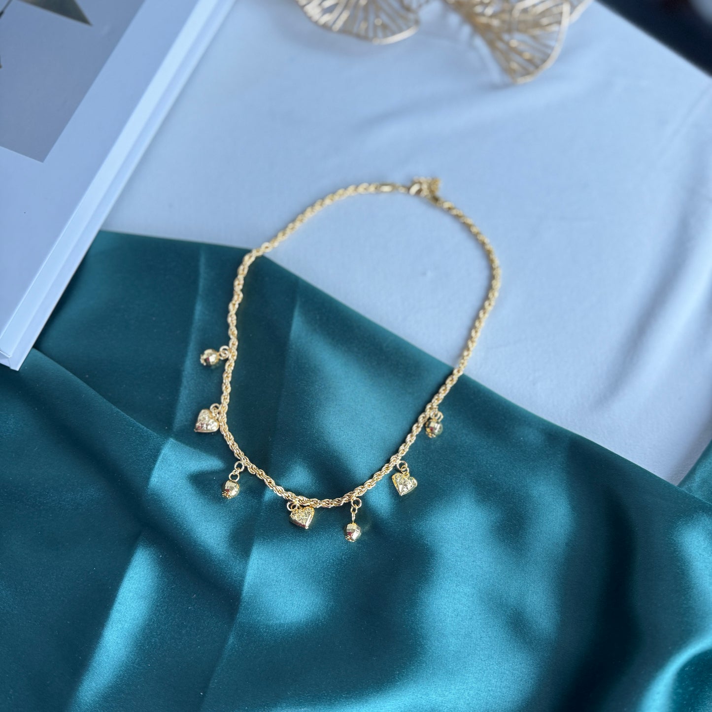 ITALIAN GOLD NECKLACE