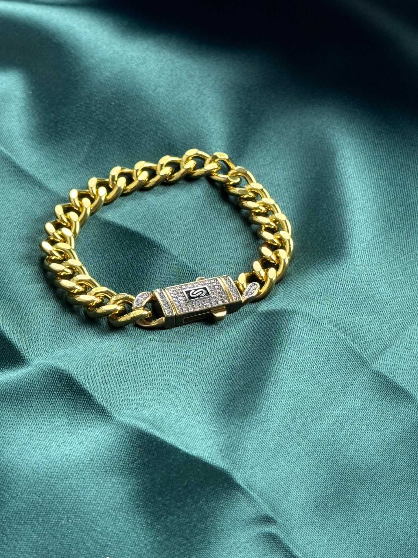 ITALIAN GOLD FULL SET.