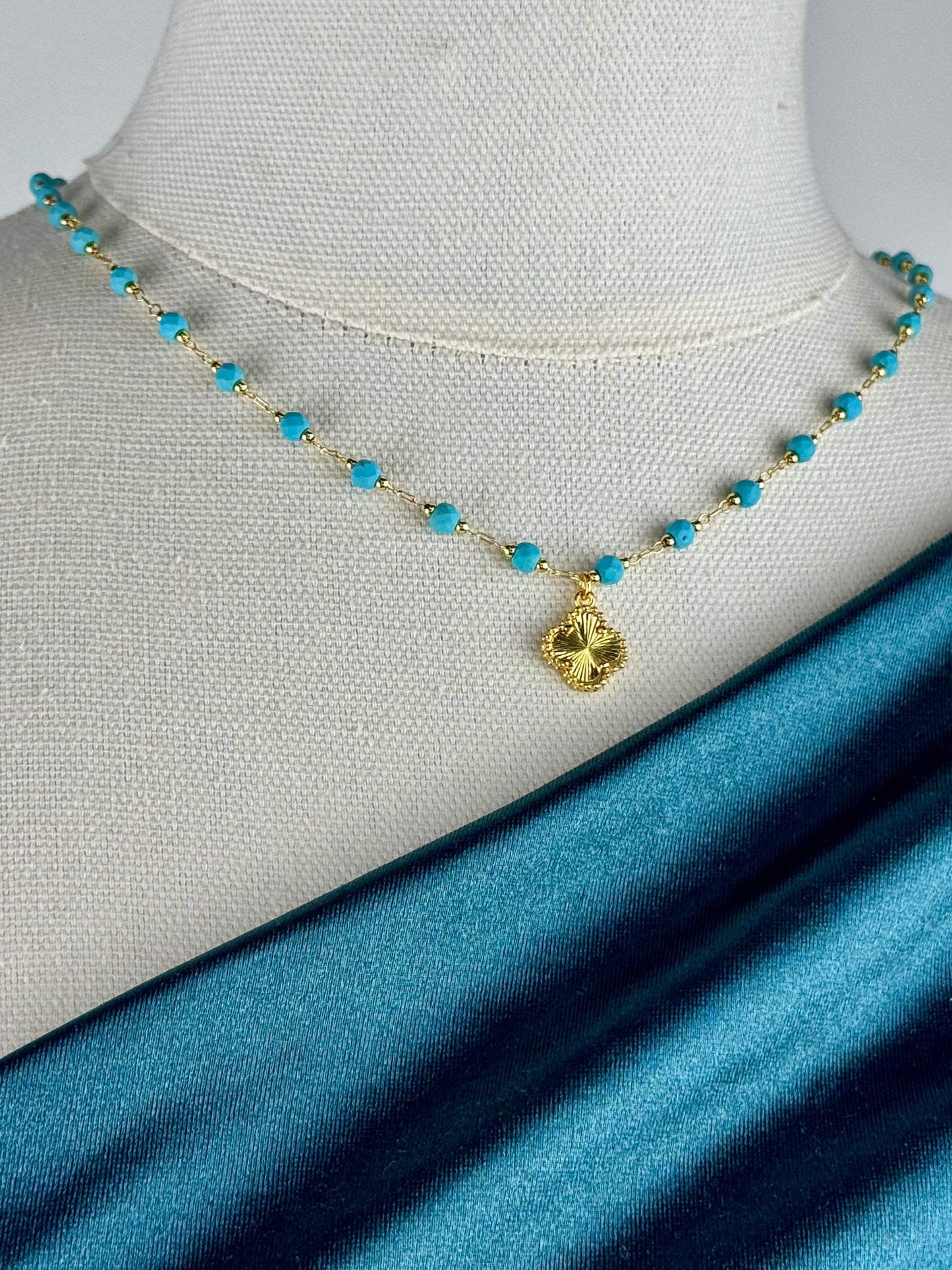 ITALIAN GOLD NECKLACE.