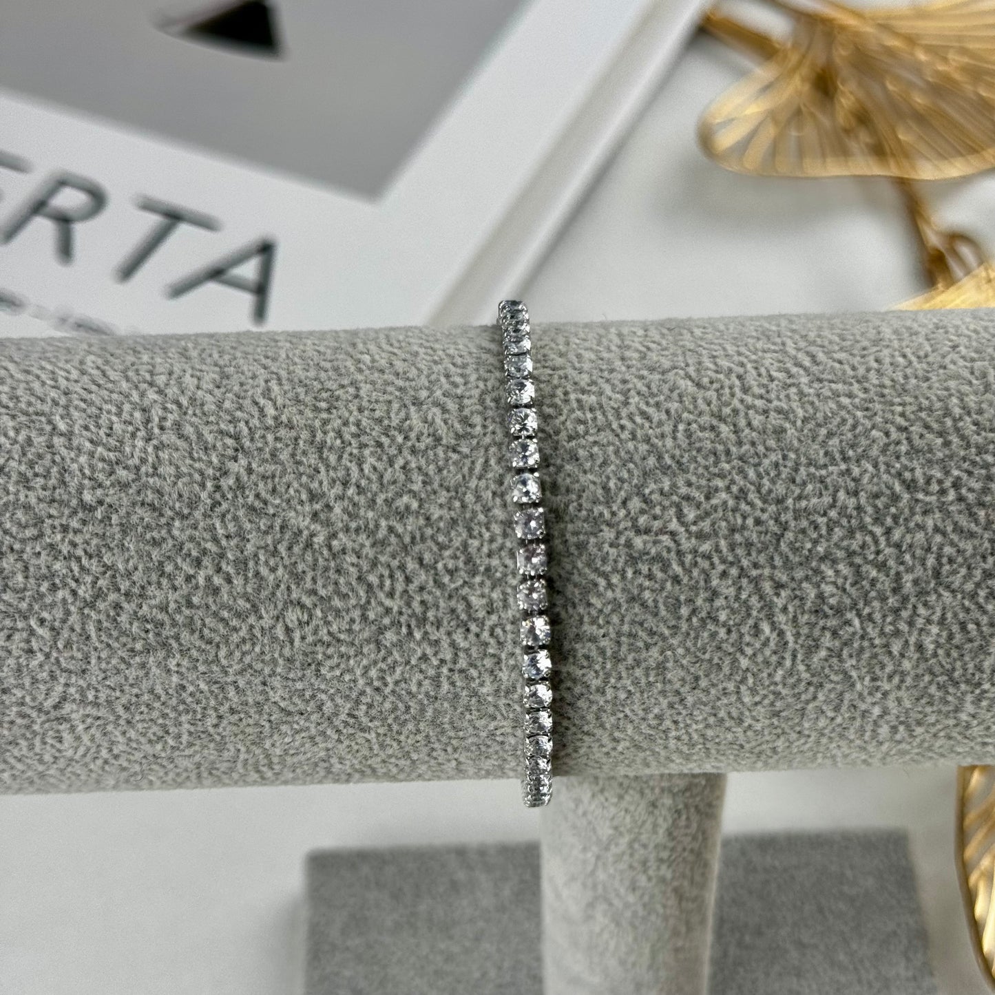 ITALIAN GOLD BRACELET