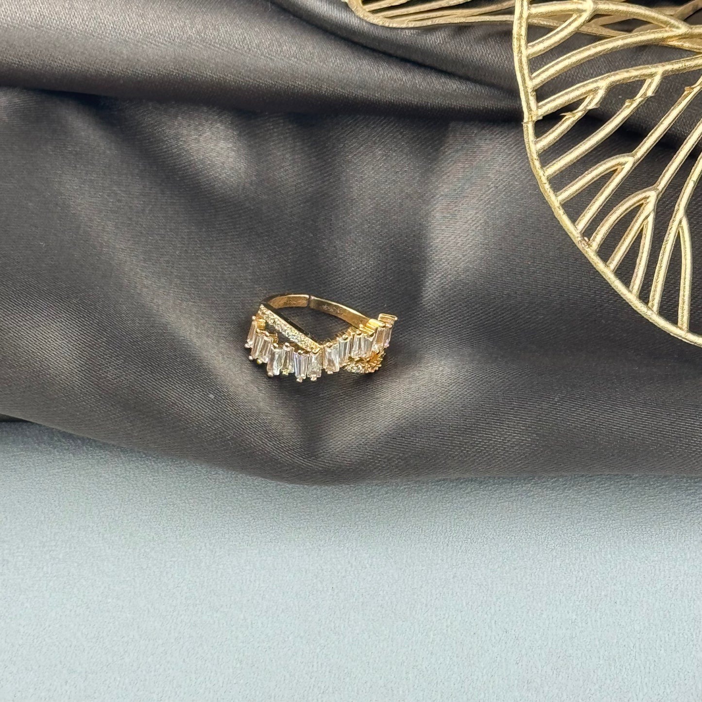 ITALIAN GOLD RING.