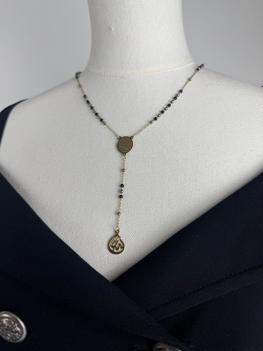 ITALIAN GOLD NECKLACE.