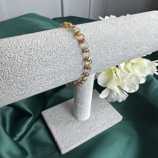 ITALIAN GOLD BRACELET.