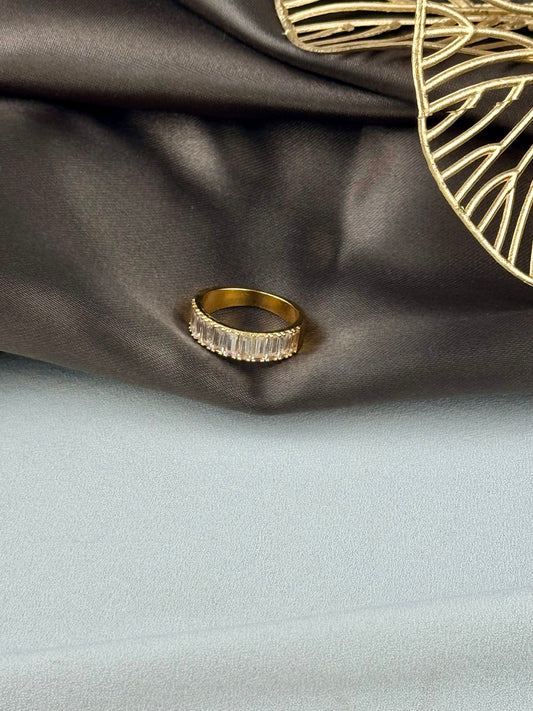 ITALIAN GOLD RING.