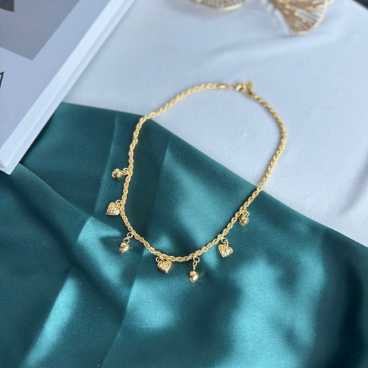 ITALIAN GOLD NECKLACE