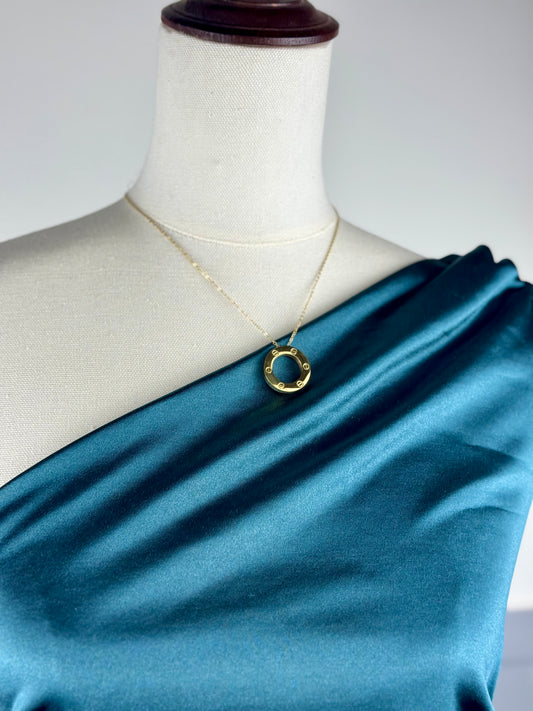 ITALIAN GOLD NECKLACE.