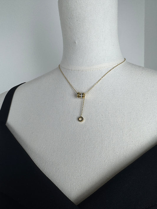 ITALIAN GOLD NECKLACE.