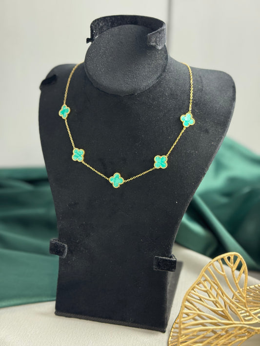 ITALIAN GOLD NECKLACE.