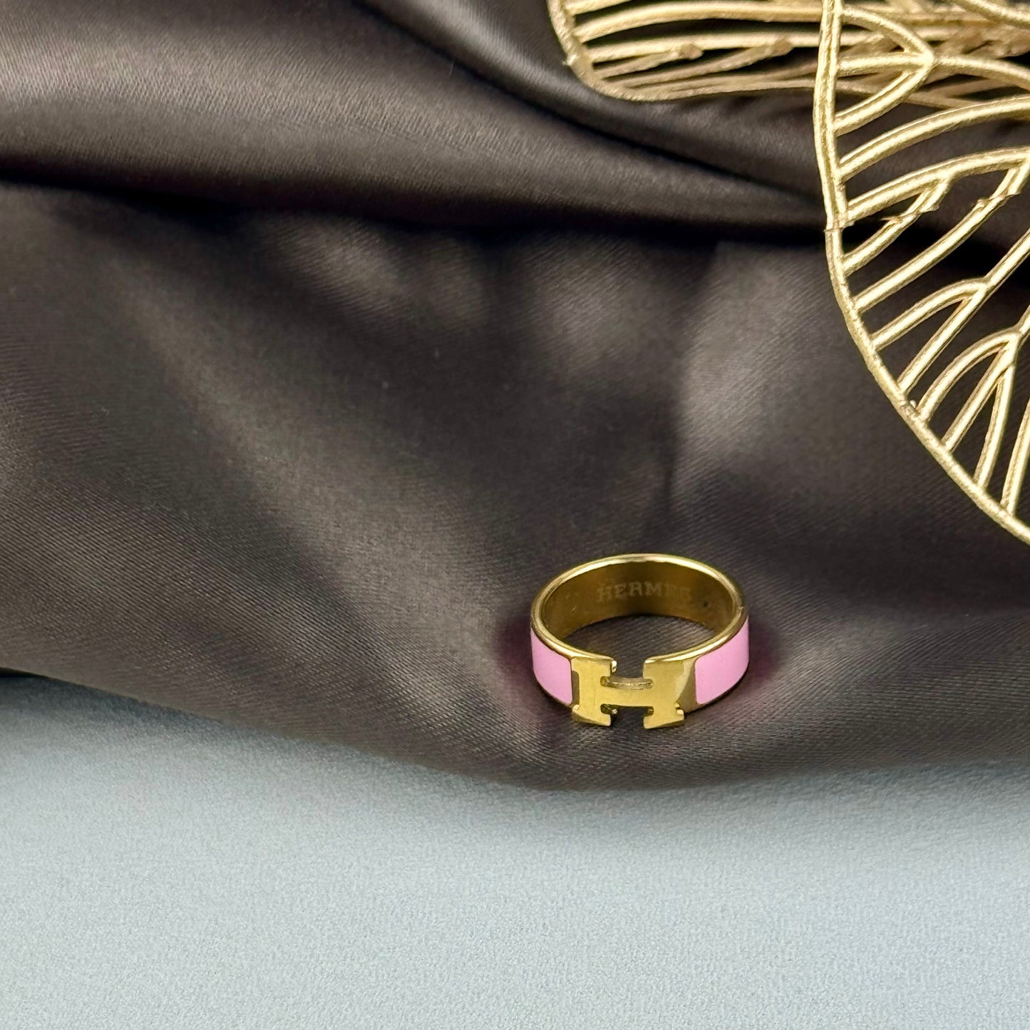ITALIAN GOLD RING.