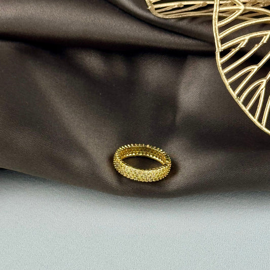 ITALIAN GOLD RING.