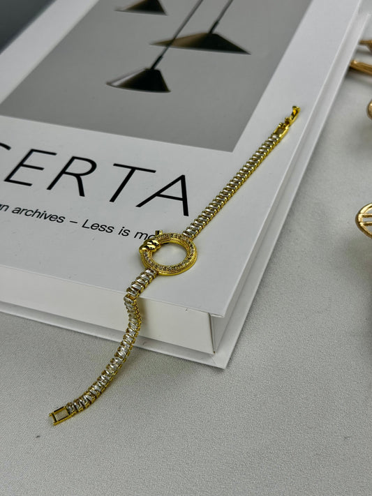 ITALIAN GOLD BRACELET.