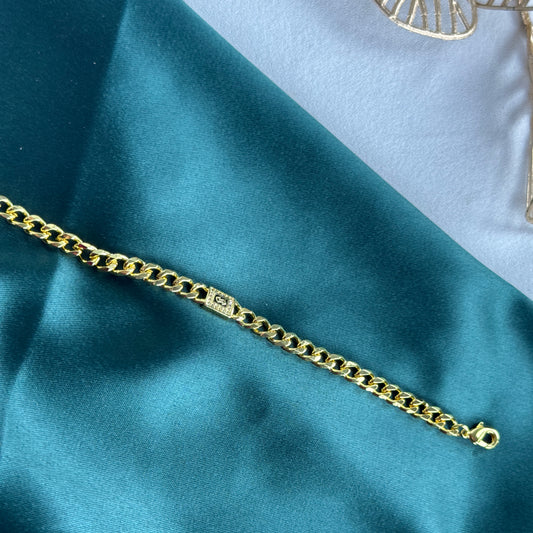 ITALIAN GOLD BRACELET.