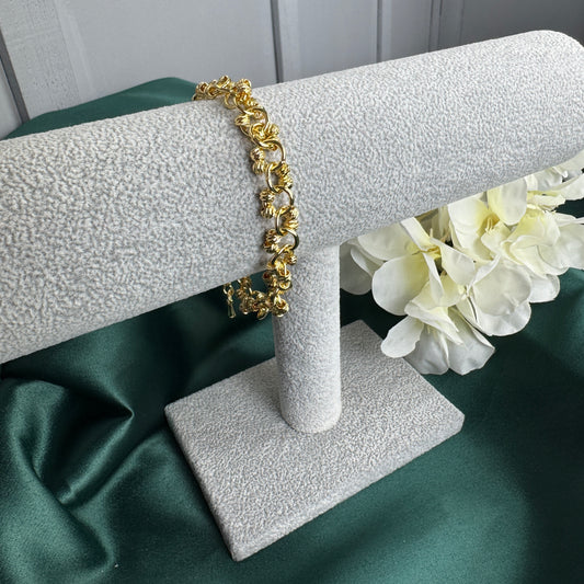 ITALIAN GOLD BRACELET.