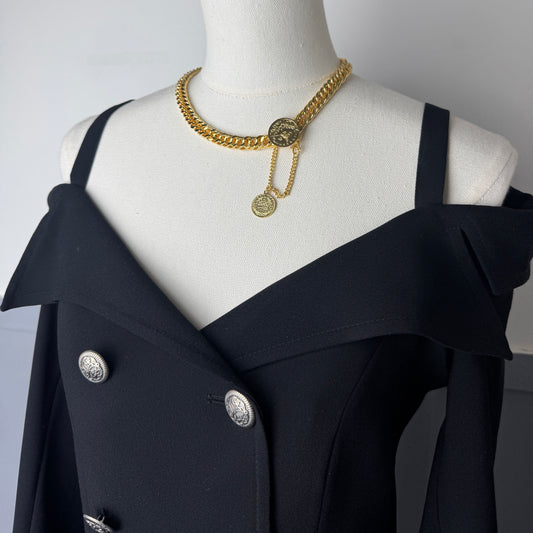 ITALIAN GOLD NECKLACE.