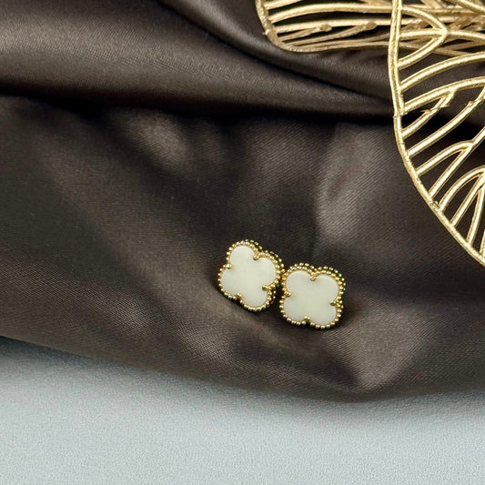 ITALIAN GOLD EARRINGS.